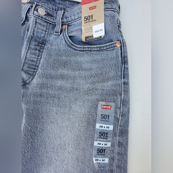 Levi's Women's 501 Original Fit Jeans - Picture 7 of 7